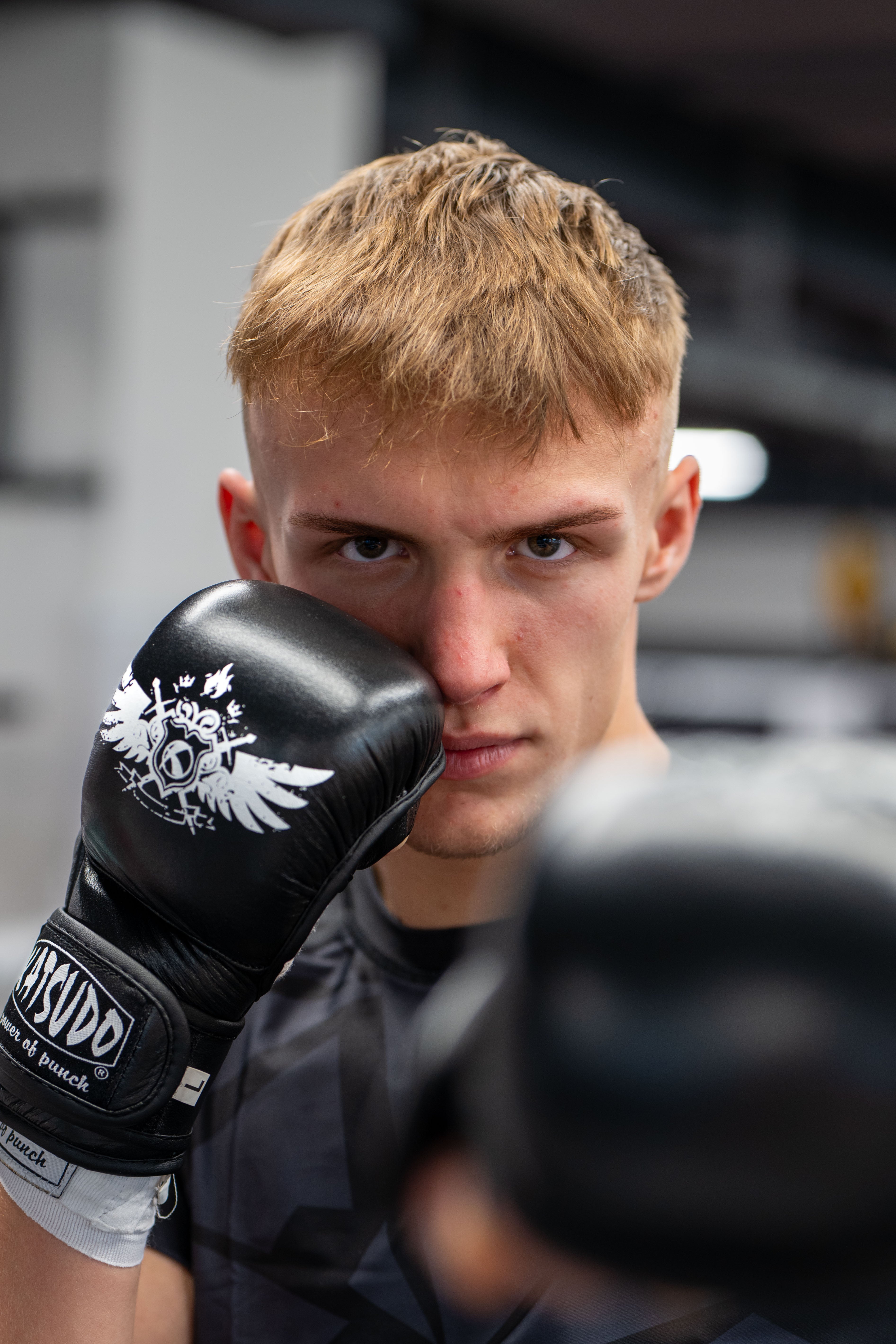 Katsudo edző mma kesztyűk Revenge, fekete