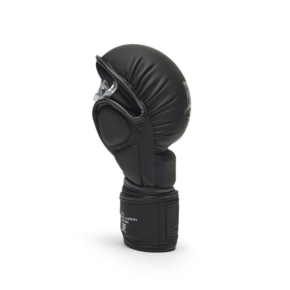 Leone MMA sparring kesztyű Black Edition, fekete.