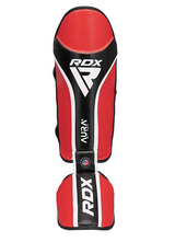 RDX sípcsont és lábfejvédők Aura+ T17, piros-fekete