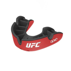 Opro Senior fogvédő Silver UFC, piros-fekete