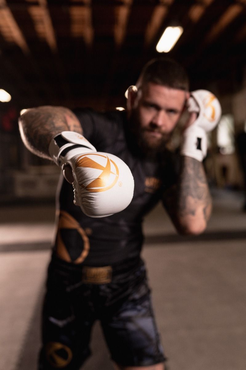 Katsudo mma kesztyűk Revenge, fehér