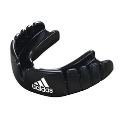 Adidas Senior fogvédő Opro Snap-Fit, fekete