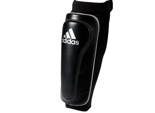 Adidas Ultimax sípcsontvédők