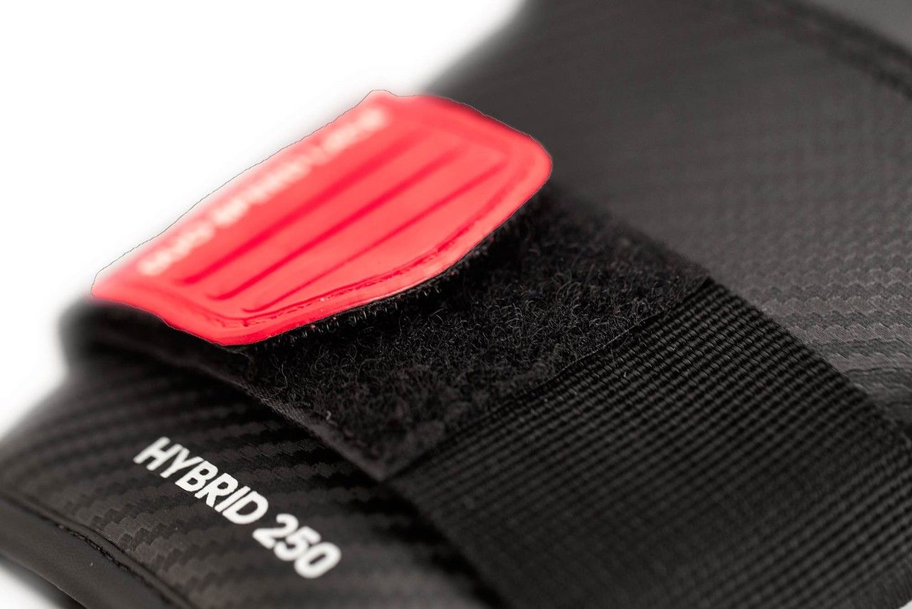 Adidas bokszkesztyű Hybrid 250, fekete