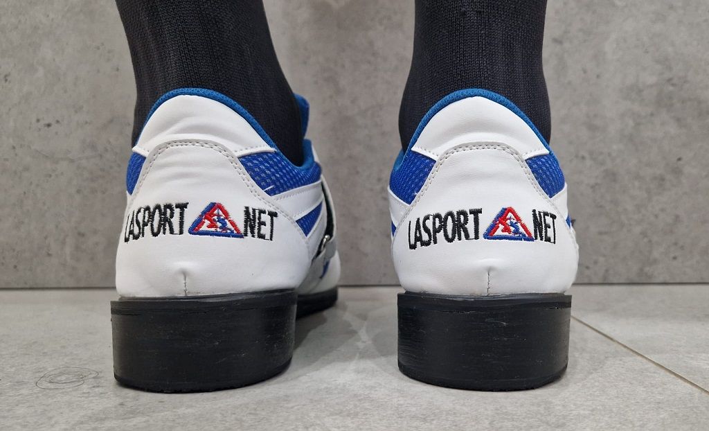 La sport súlyemelő cipő, fehér-kék