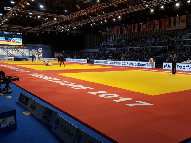 BSW judo tatami, kék