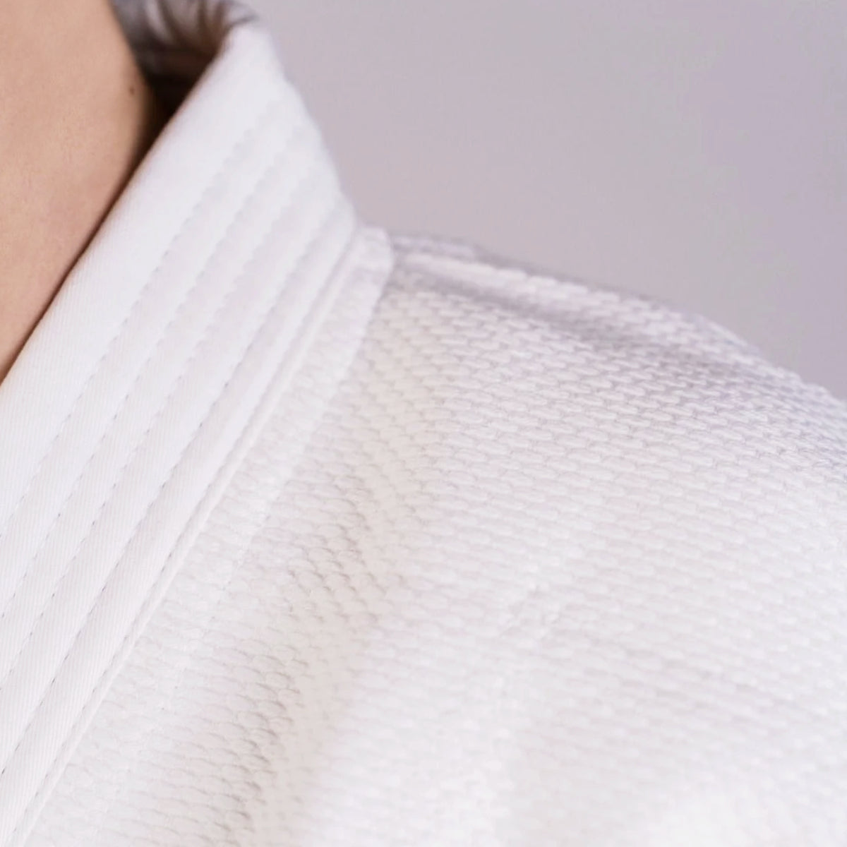 Katsudo judo kimonó Tokyo IJF 750g, fehér