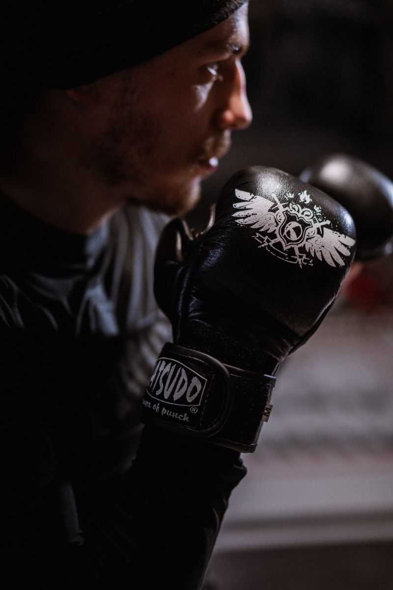 Katsudo edző mma kesztyűk Revenge, fekete