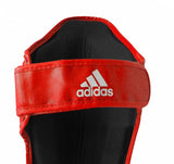 Adidas sípcsont és lábfejvédő Wako, piros